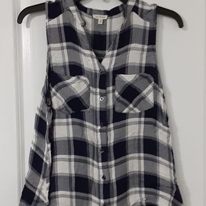 Button plaid vest top